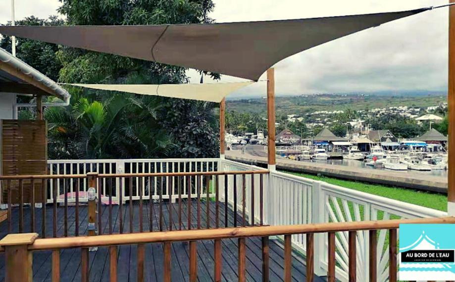 Au Bord De L'Eau Aparthotel Saint-Gilles-les Bains Εξωτερικό φωτογραφία